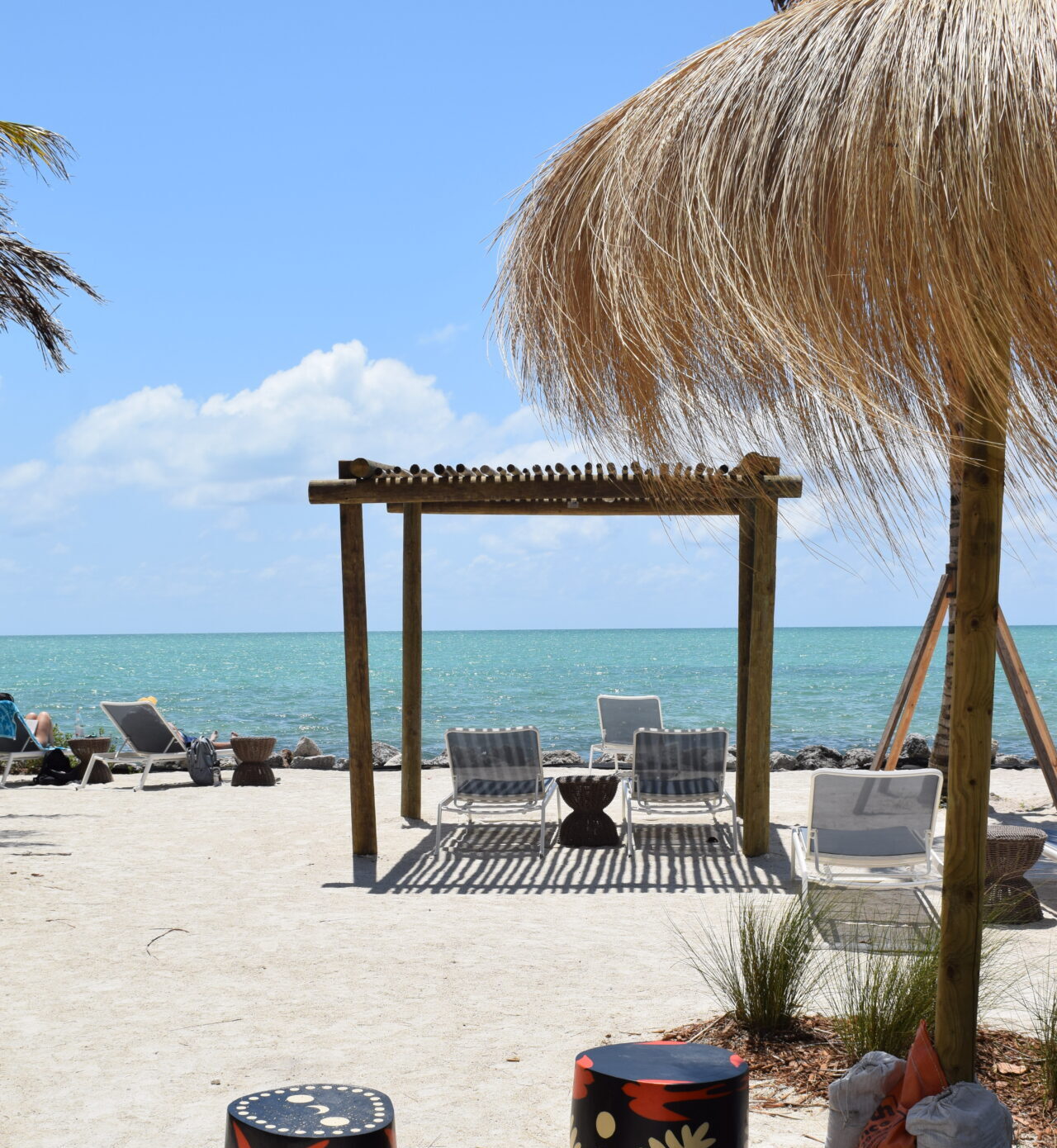 islander hotel in Islamorada cabana and lounge chairs at the beach